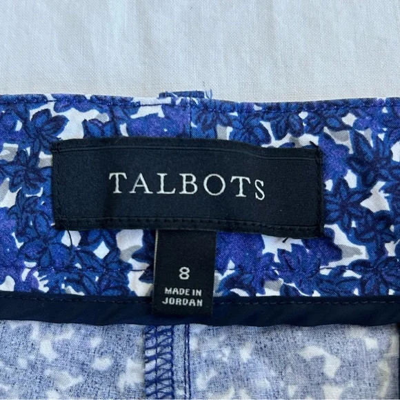 Talbot' Floral Signature Capris Pants - Picture 10 of 15